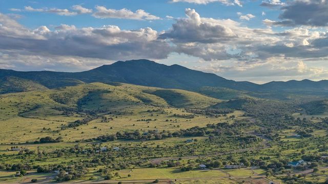 109 Comanche Trail, Fort Davis, TX 79734