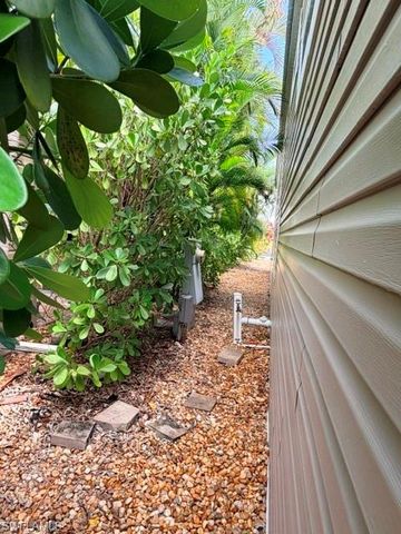 5234 Cypress Trail Resort CIR, Fort Myers, FL 33905