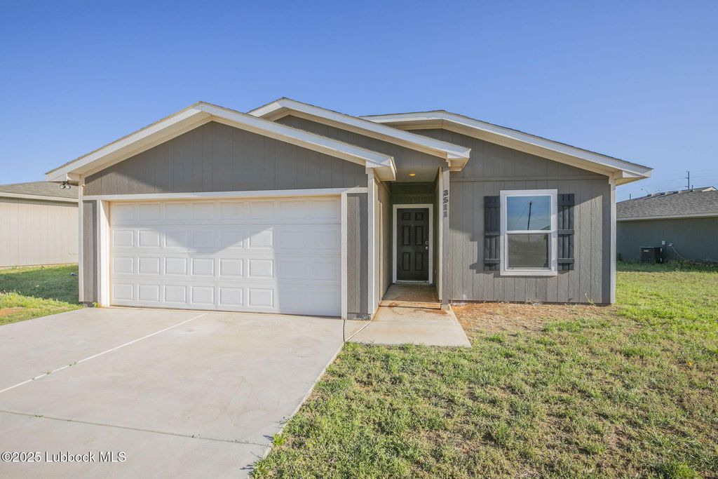 3511 E Colgate Street, Lubbock, TX 79403