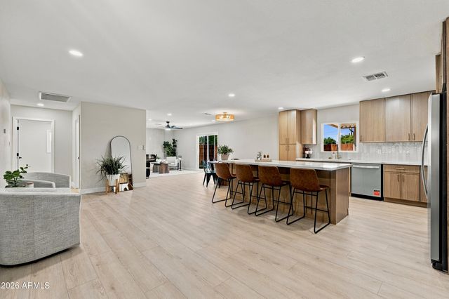 13132 N 22ND Avenue, Phoenix, AZ 85029