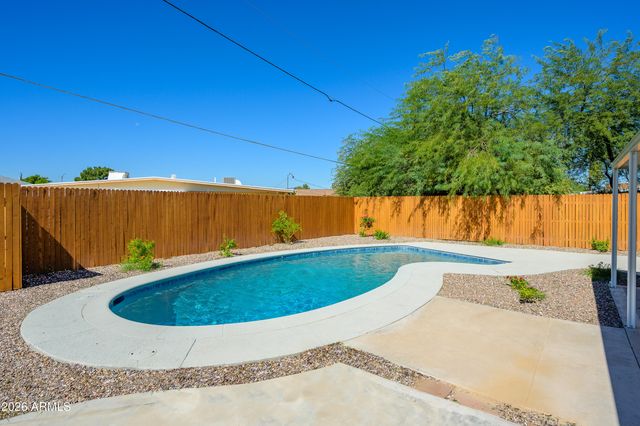 13132 N 22ND Avenue, Phoenix, AZ 85029
