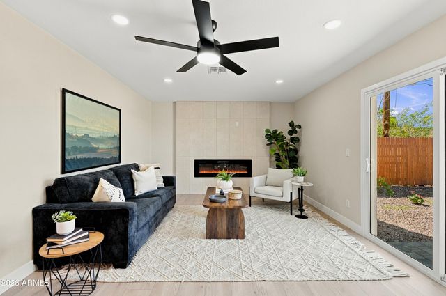 13132 N 22ND Avenue, Phoenix, AZ 85029