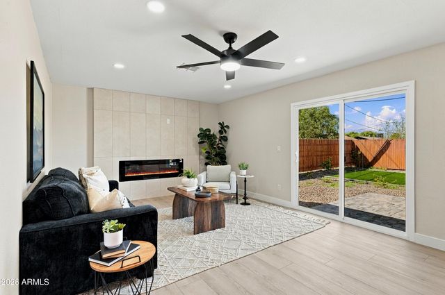 13132 N 22ND Avenue, Phoenix, AZ 85029