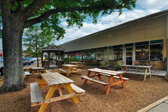 1511 Morrow ST A, Austin, TX 78757