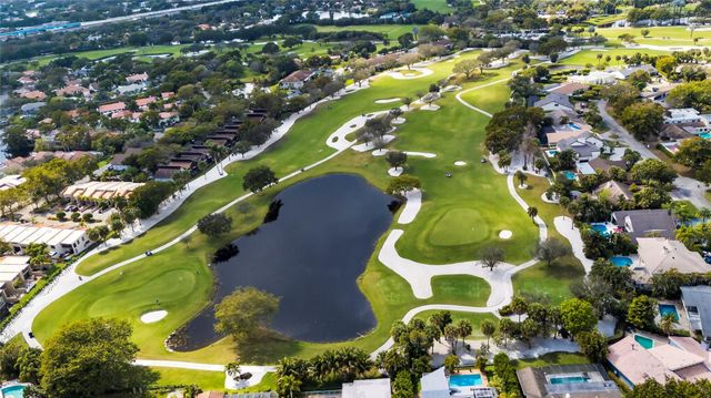 9001 Jacaranda Lane 201, Plantation, FL 33324