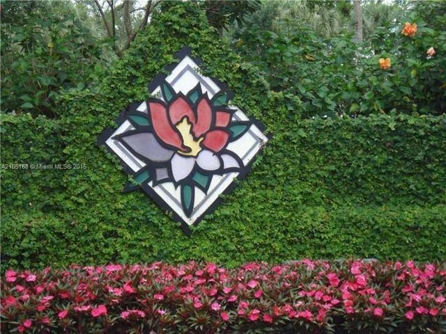 9001 Jacaranda Lane 201, Plantation, FL 33324