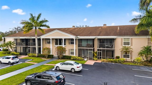 9001 Jacaranda Lane 201, Plantation, FL 33324