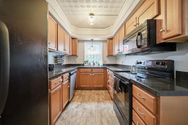 14 Morrill Street, Laconia, NH 03246
