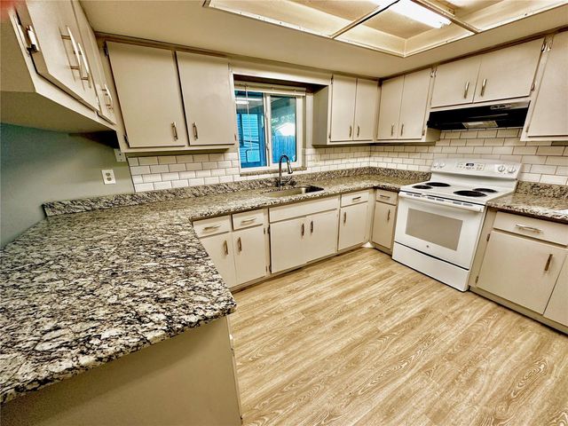 6027 WYOMING AVENUE, New Port Richey, FL 34653