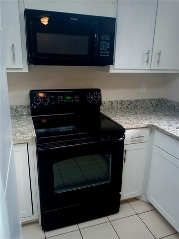 6027 WYOMING AVENUE, New Port Richey, FL 34653