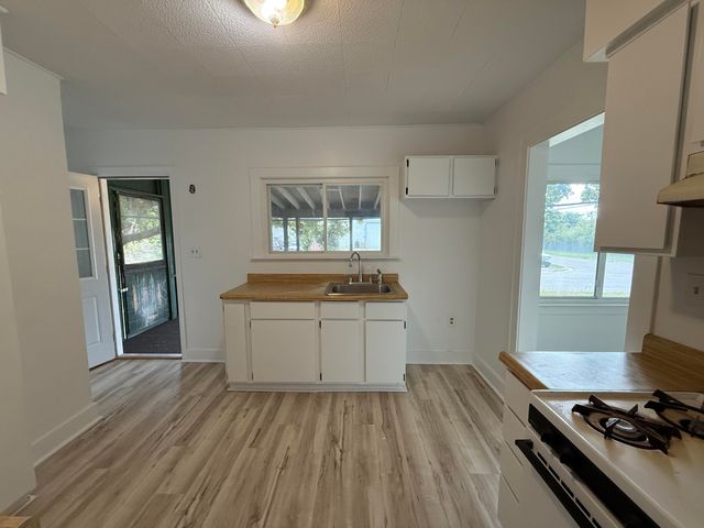 427 Sheldon Street, Kalamazoo, MI 49001