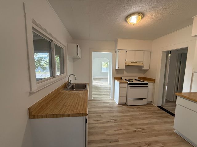 427 Sheldon Street, Kalamazoo, MI 49001