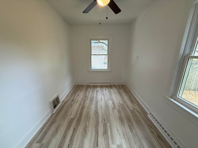 427 Sheldon Street, Kalamazoo, MI 49001