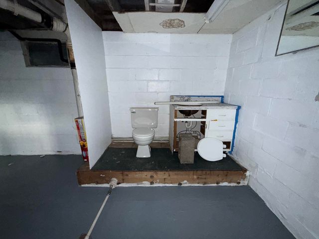 427 Sheldon Street, Kalamazoo, MI 49001