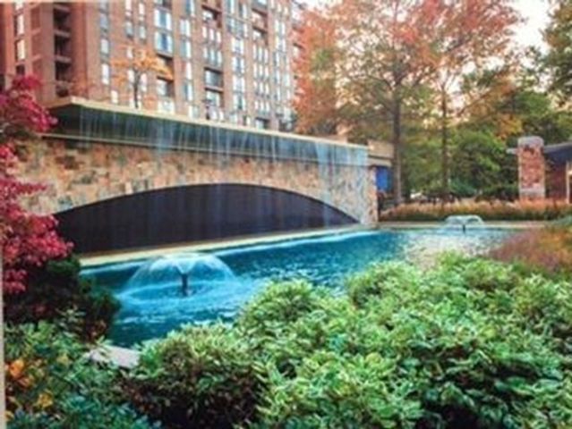 33 Pond Ave. 509, Brookline, MA 02445