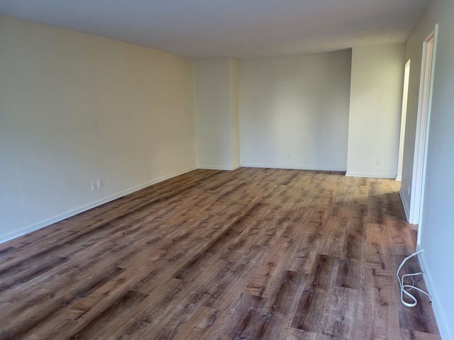 33 Pond Ave. 509, Brookline, MA 02445