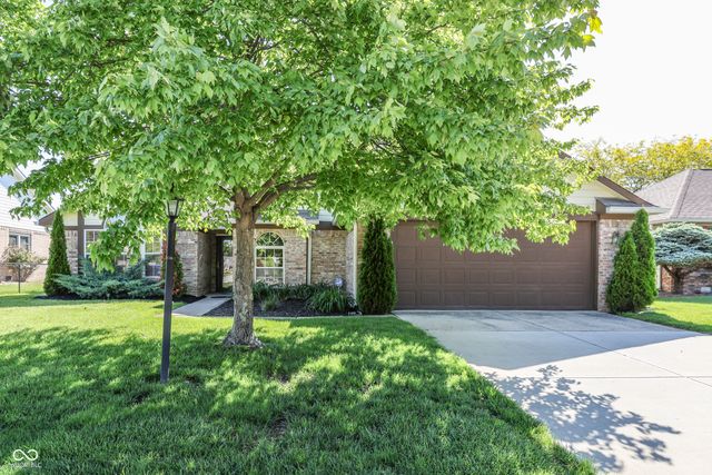 7711 Germander Lane, Indianapolis, IN 46237