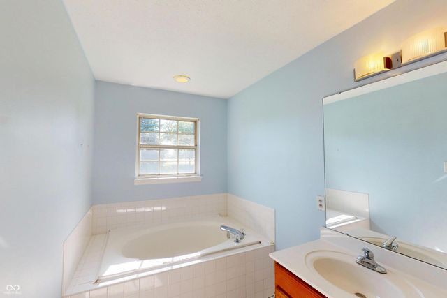 7711 Germander Lane, Indianapolis, IN 46237