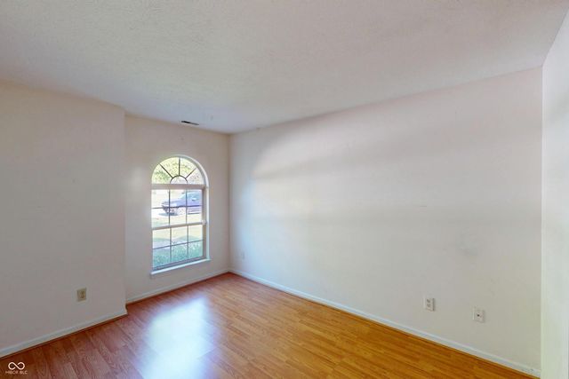 7711 Germander Lane, Indianapolis, IN 46237