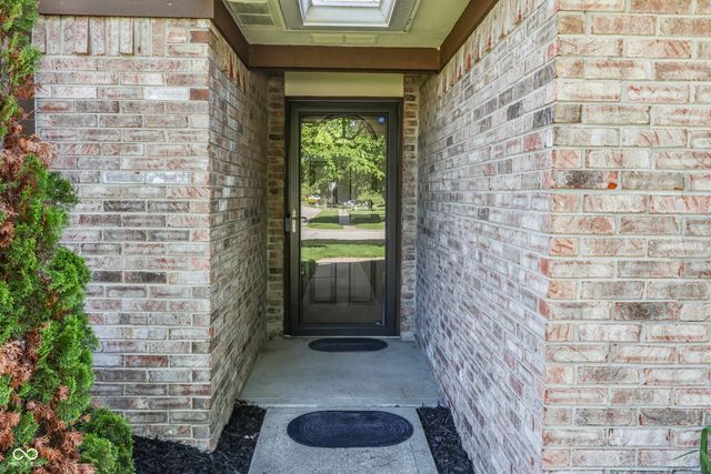 7711 Germander Lane, Indianapolis, IN 46237