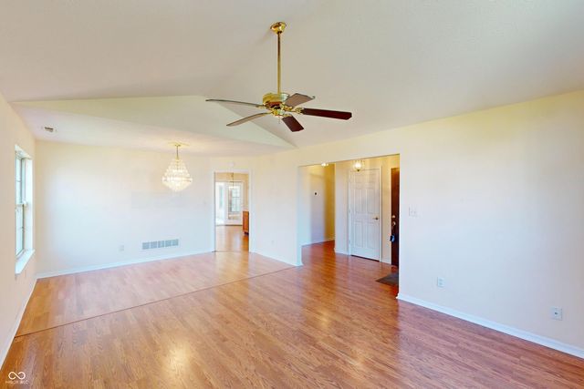 7711 Germander Lane, Indianapolis, IN 46237