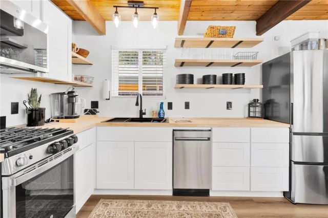 279 Los Angeles, Sugarloaf, CA 92386