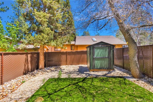 279 Los Angeles, Sugarloaf, CA 92386