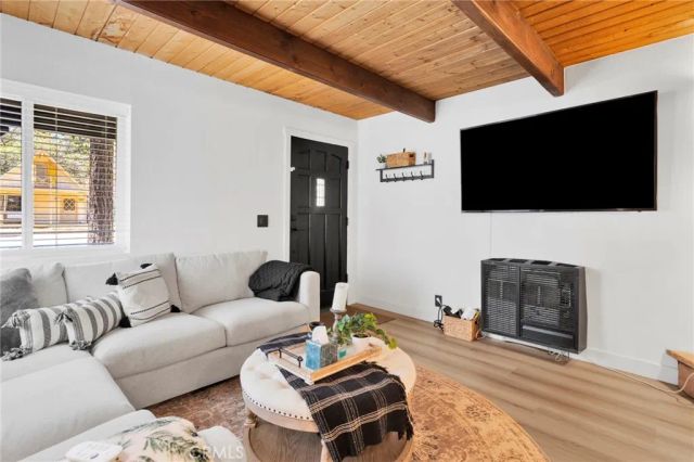 279 Los Angeles, Sugarloaf, CA 92386