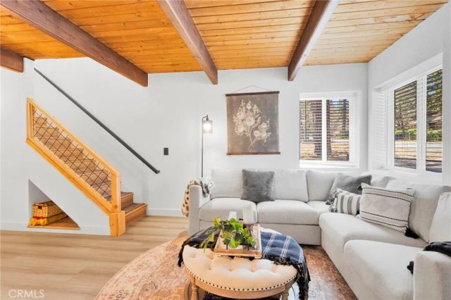 279 Los Angeles, Sugarloaf, CA 92386