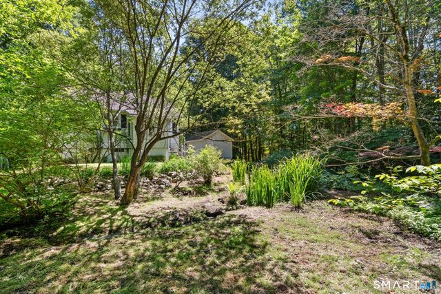 158 Spring Water Lane, New Canaan, CT 06840