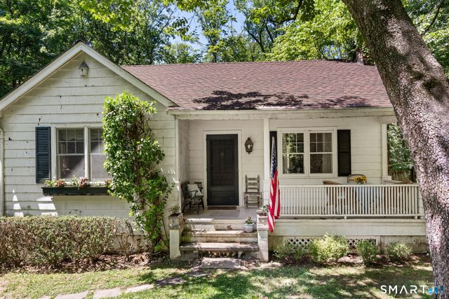 158 Spring Water Lane, New Canaan, CT 06840