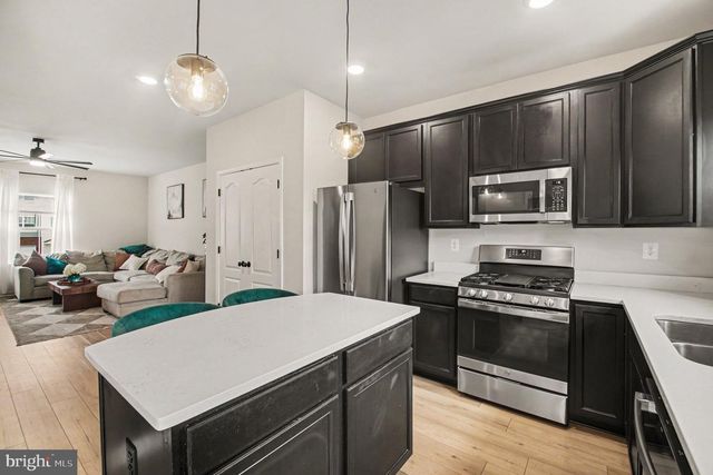 2525 DRAKE LN, Fredericksburg, VA 22408