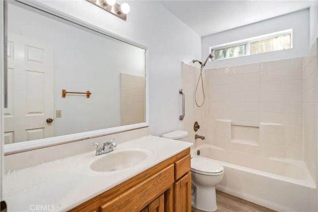 15942 Calle Hermosa, Green Valley, CA 91390