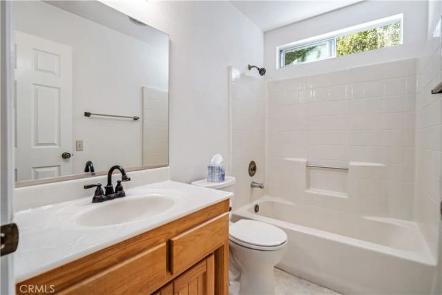 15942 Calle Hermosa, Green Valley, CA 91390
