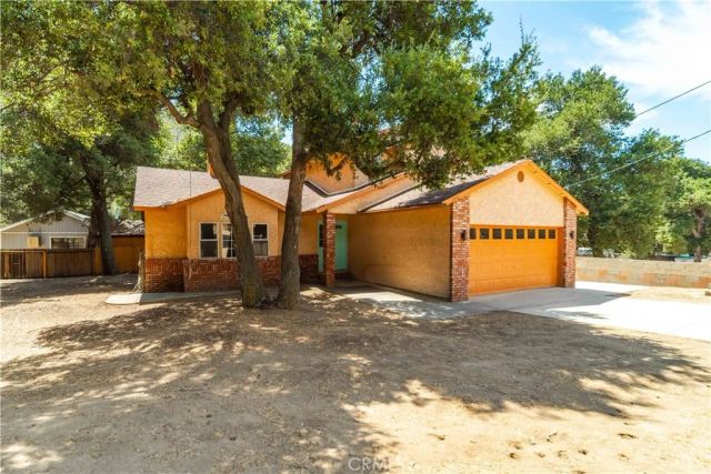 15942 Calle Hermosa, Green Valley, CA 91390