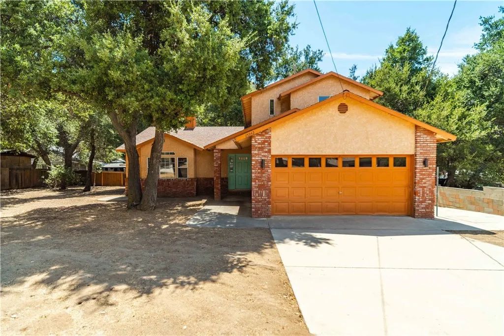 15942 Calle Hermosa, Green Valley, CA 91390
