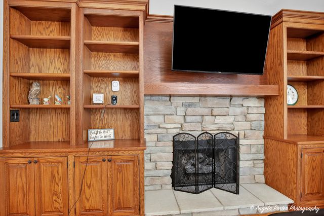 209 Geneva Lane, Mchenry, IL 60051