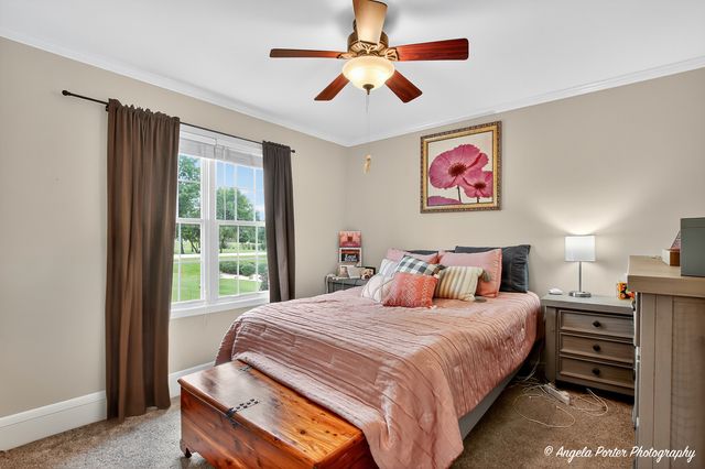 209 Geneva Lane, Mchenry, IL 60051