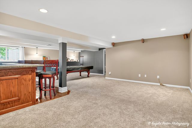 209 Geneva Lane, Mchenry, IL 60051