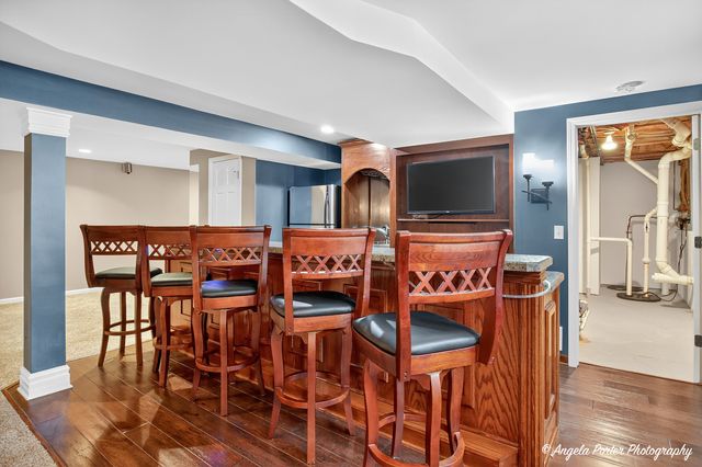 209 Geneva Lane, Mchenry, IL 60051