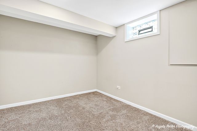 209 Geneva Lane, Mchenry, IL 60051