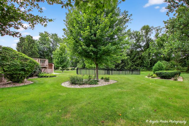 209 Geneva Lane, Mchenry, IL 60051