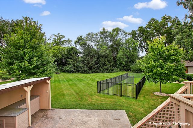 209 Geneva Lane, Mchenry, IL 60051