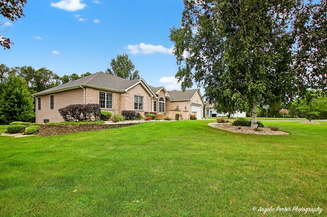209 Geneva Lane, Mchenry, IL 60051