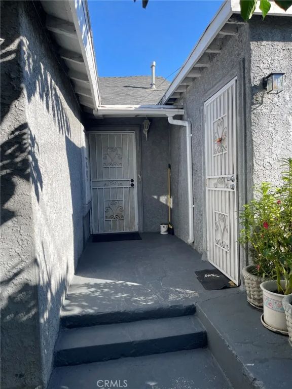 9536 Compton, Los Angeles, CA 90002