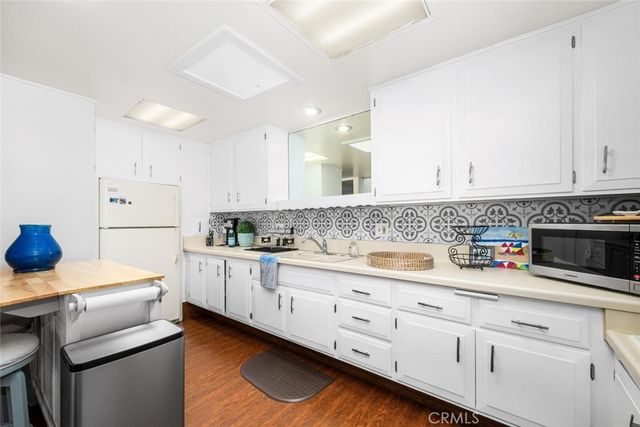 13760 Alderwood 85i, Seal Beach, CA 90740