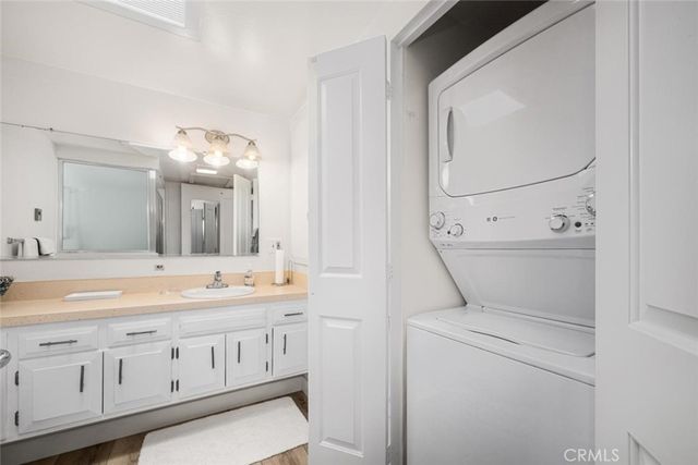 13760 Alderwood 85i, Seal Beach, CA 90740