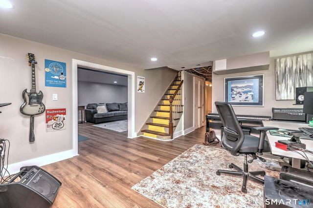 37 Deer Park Road, Simsbury, CT 06089