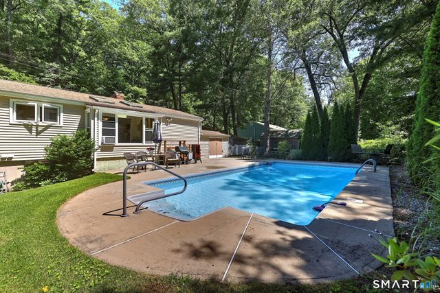37 Deer Park Road, Simsbury, CT 06089