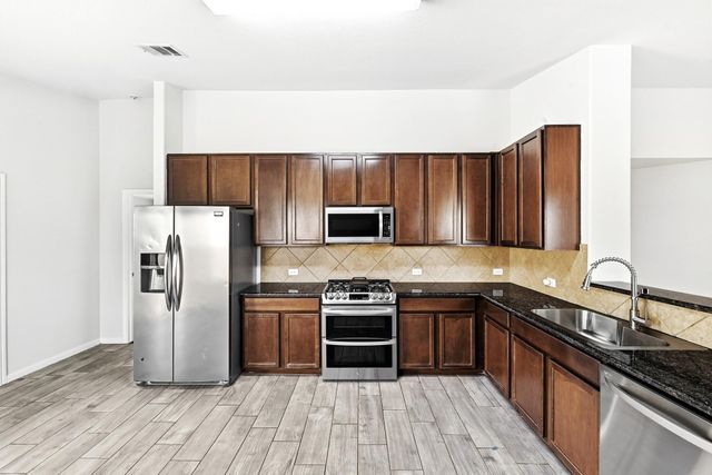 7004 Heine Farm RD 2, Del Valle, TX 78617